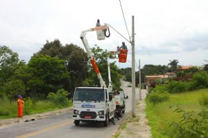 Urbam faz mais de 4 mil serviços de manutenção da iluminação