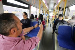População aprova teste com ônibus elétrico em São José