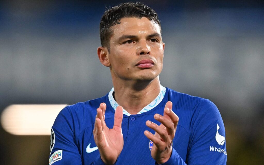 THIAGO SILVA ESQUENTA DEBATE APÓS CONVOCAÇÃO DA SELEÇÃO