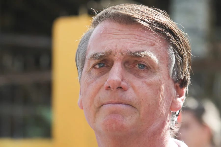 POR UNANIMIDADE, TRF-6 RESTITUI BENEFÍCIOS A BOLSONARO